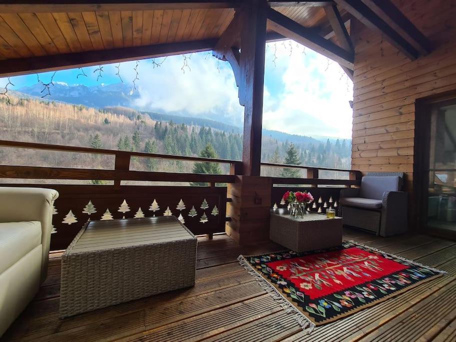 Pensiune Subcrai Cu Centru Spa Зэрнешти Экстерьер фото